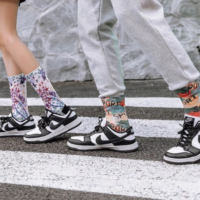 Teicneolaíocht priontála 3D do stocaí earraigh agus samhraidh, stocaí fada na bhfear, midsoles na mban, spóirt sráide na hEorpa agus Mheiriceá, stocaí cadáis lánúineacha, stocaí graifítí trendy Teicneolaíocht priontála 3D do stocaí earraigh agus samhraidh, stocaí fada na bhfear, midsoles na mban, spóirt sráide na hEorpa agus Mheiriceá, stocaí cadáis lánúineacha, stocaí graifítí trendy