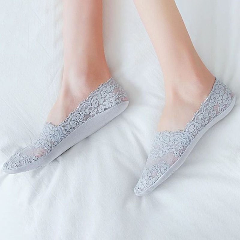 Stocaí bád lása do mhná san earrach agus sa samhradh, tanaí, gearrtha íseal, stocaí dofheicthe béal, frith -duillín silicone